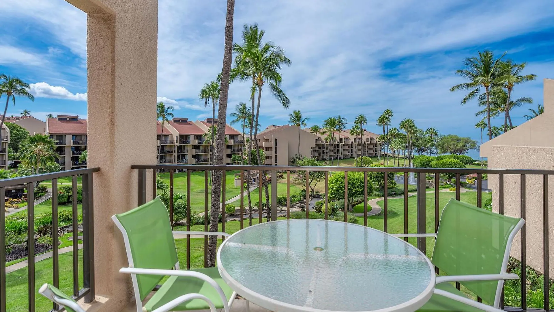 Kamaole Sands 2-406 Уэйлея